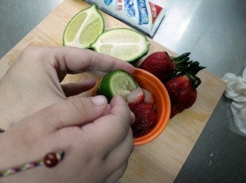 step5: 擠上檸檬汁