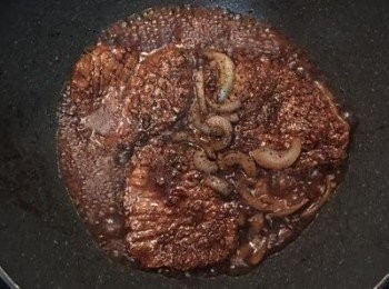 step7: 里肌肉燒到收汁，即可起鍋。