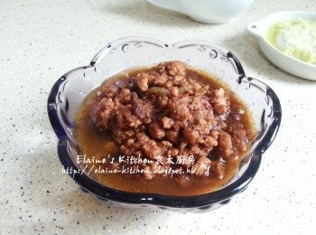 step7: 肉燥煮1小時後熄火焗30分鐘盛起 (留少許肉燥汁在鑊內 , 用來炒菜的)