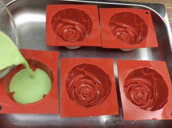 step6: 雪至凝固一小時。