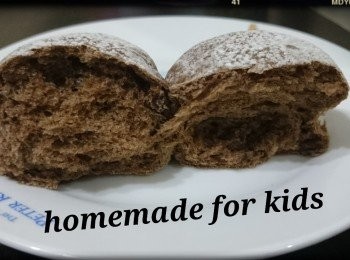 step4: 1. 把水、湯種、糖、黑糖漿、奶粉、高筋粉、黑麥粉、黑麥芽粉、酵母、牛油，倒進麵包機