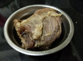 step3: 中間時間可預備雞汁及其他醃料
