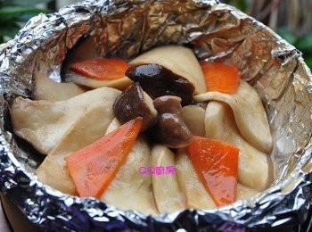 step8: 芝麻香氣四溢的菇菇料理上桌囉!