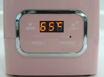 step6: 膠樽放入乳酪發酵機，溫度設定為攝氏65度，時間5-6小時。