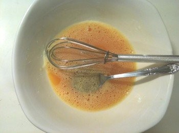 step5: 加入蜂蜜攪拌均勻。