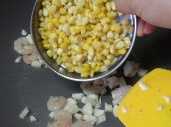 step16: 再加入粟米粒炒勻