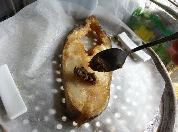 step8: 當魚焗至金黃後,開蓋搽上黑松露醬,焗多約1分鐘即可