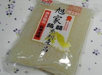 step2: 蒟蒻本身熱量低，又高纖維，口感Q滑，是大人小孩都合適的食品喔!!!