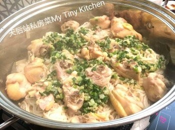 step1: <span class="group_2">醃雞調味</span>(最少醃6小時不宜大咸)
鹽1.5茶匙
紹酒3湯匙
薑絲3湯匙
豆粉2茶匙