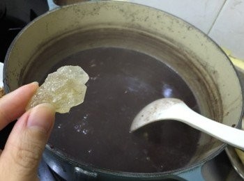 step5: 最後半小時加入蓮子百合攪均