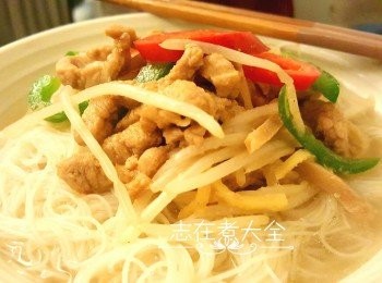 step5: 鋪上已煮好米粉上即可享用