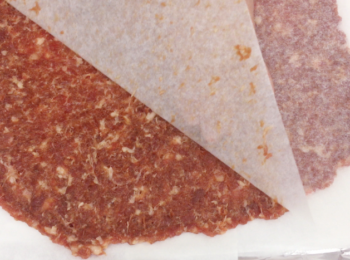 step4: 拿起面的牛油紙。