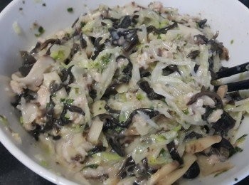 step10: 將紫菜芝麻，雞蛋放入撈混