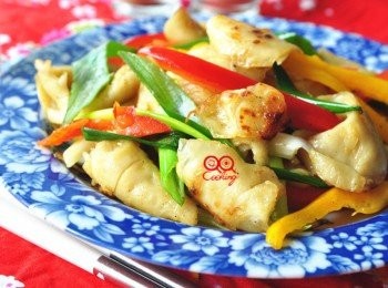 step5: 簡單又輕鬆的料理，味道與色菜營養兼具，平價的<span class="group_1">食材</span>也能美味享用喔~