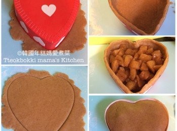 step4: 將糰麵分兩份，1/3用來做批面，糰麵壓扁後用焗模吸出批面形狀備用。把其餘2/3批皮壓進焗模裡，然後加入煮好的蘋果餡。把批皮向內摺然?掃適量水去批邊，拿起剛才準備好的批面放在批上蓋著蘋果餡，輕輕按實批邊