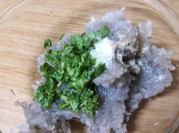 step4: 把所有<span class="group_2">調味料</span>加入