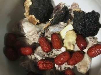 step1: 所有材料洗淨，備好。