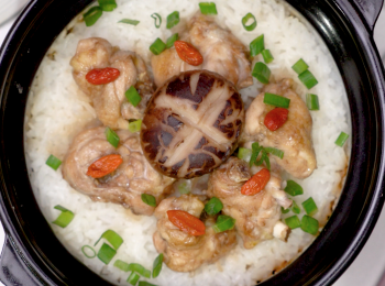 step8: 打開蓋淋上<span class="group_3">豉油汁</span>即成。