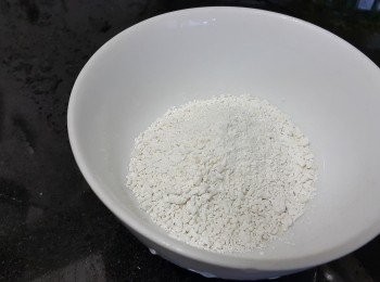 step5: 馬蹄粉半碗約5湯匙