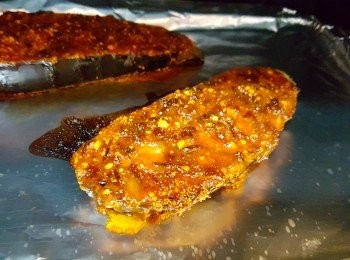 step7: 再塗上<span class="group_2">醬料</span>，多烤4分鐘。