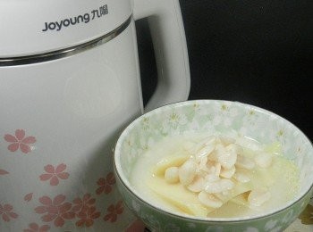 step7: 方便豆花，有九陽豆漿機就可以完成喔~