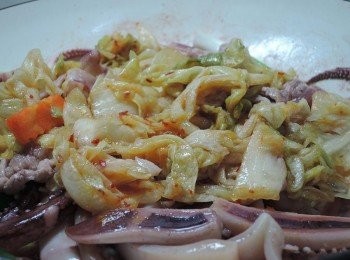 step4: 泡菜下鍋(我選麻辣的)