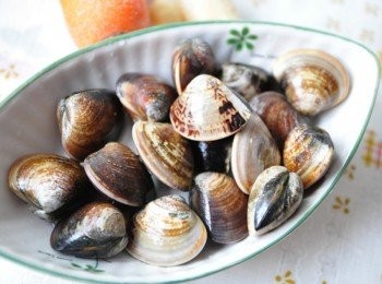 step3: 蛤蜊可增加湯汁鮮美~