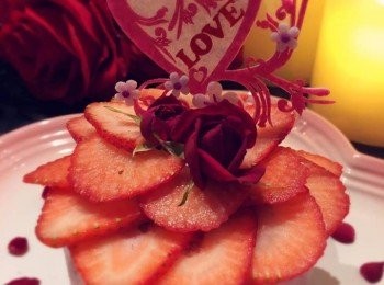 step13: 最後可隨個人喜好加上生果和裝飾