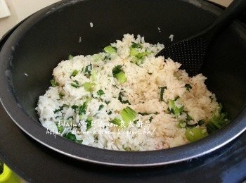 step17: 最後飯煮好加入已炒熟的小棠菜拌勻即可