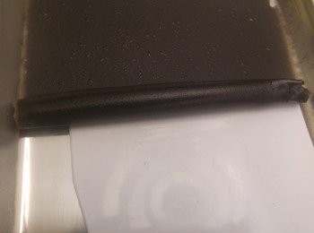 step6: 如有兩個蒸盤可即時蒸第二盤,蒸好後可用手卷或麵團分割刀幫手卷。