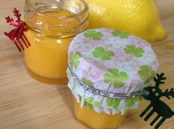 step4: 用格篩過一次將檸檬醬入樽會更香滑可口