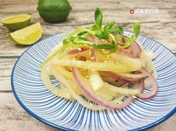 step5: 盛盤後，灑點白芝麻更美味。