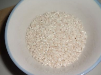 step2: 米洗淨備用；