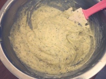 step6: 攪拌至麵糊呈現柔順狀態!!