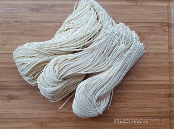 step7: 「拉麵」可在各大型超巿買到