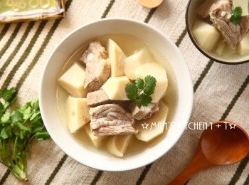 step4: 夏日清爽又美味的竹筍排骨湯是不是很簡單呢？你也快點來試試吧！