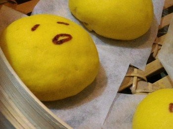 step7: 把步驟（6）放入蒸籠內，放在溫暖處發酵30至40分鐘。（用手指輕壓如痕跡較慢回復即發酵完成）