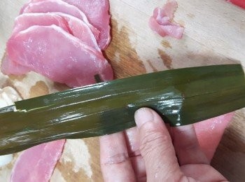 step11: 香蘭葉要先煮過，使變軟