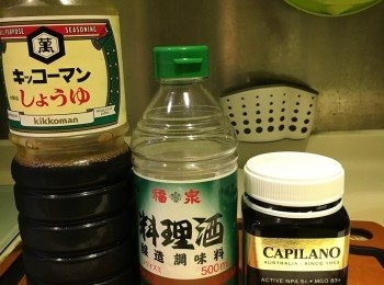step2: 燒汁:
日本豉油 3湯匙
料理酒 3湯匙
蜜糖 1湯匙
（將以上材料拌匀）