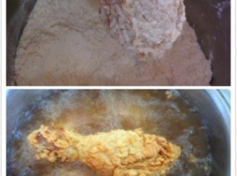 step3: 預熱炸油，把沾有粉料的雞塊下鍋油炸，以中火炸至金黃色或至熟即可。