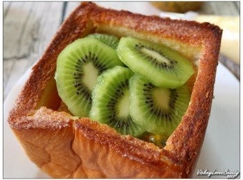 step13: 接著就和孩子們發揮想像力與創造力及創意來裝飾即可