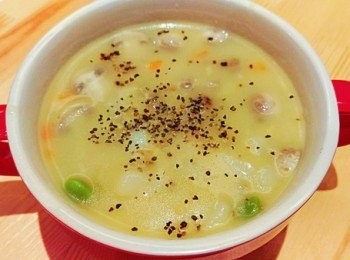 step7: 蟹管肉煮熟即可關火 食用前再加入少許的黑糊椒粒 
風味更佳