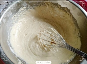 step4: 把所有粉類混合過篩攪拌均勻