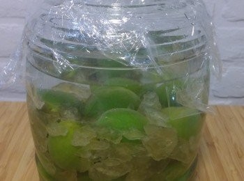 step3: 一層梅一層冰糖層層疊好