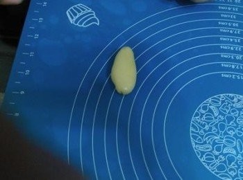 step9: 搓揉成橢圓狀,鬆弛5分