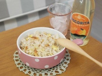 step6: 櫻花蝦炒飯^^ 海味上桌!!!