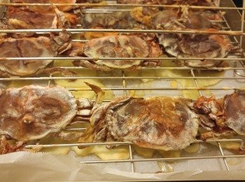 step4: 可測試效果脆唔脆,如滿意可稍涼後轉碟上枱。