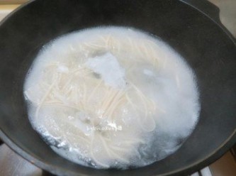 step5: 麵條下鍋