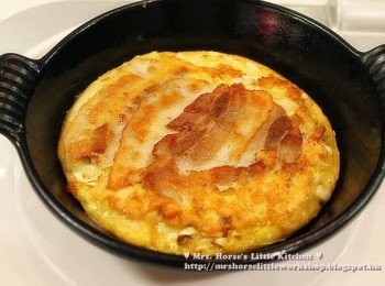 step9: 只要煎至金黃色硬可, 小心不要烤焦啊, 要不是豚肉變得乾巴巴的了