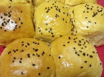 step5: 松軟甜薯小餐包完成咯！